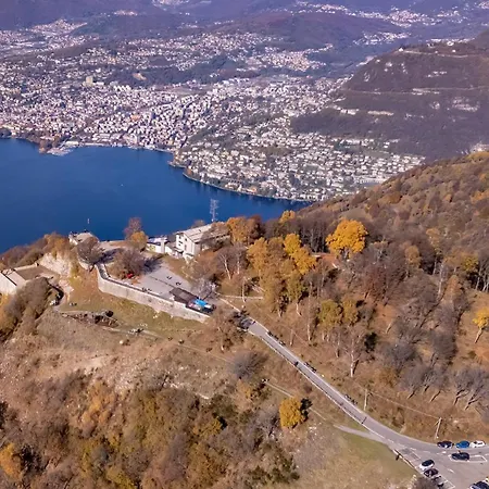 Dei Pini Сasa de vacaciones Laveno-Mombello